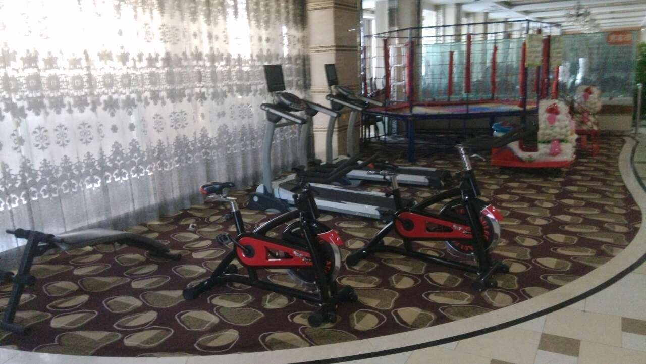 巴厘島會館健身器材裝修工程——祥利體育